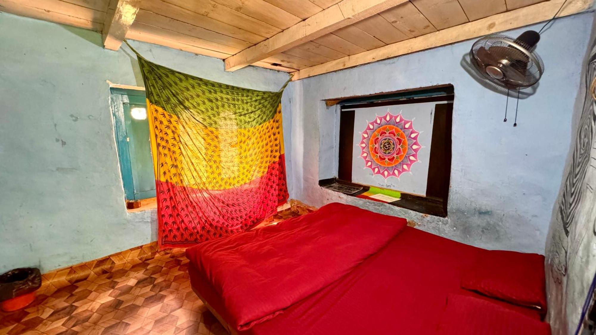Memoir Homestay Kasol Exterior photo